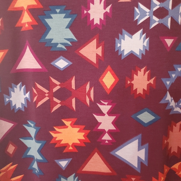 NWT Lularoe Lynnae - Picture 7 of 9